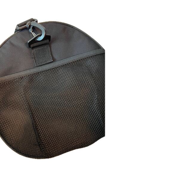 The Street Black Duffel Bag 16"x10"x10" Zipped - Picture 6 of 6